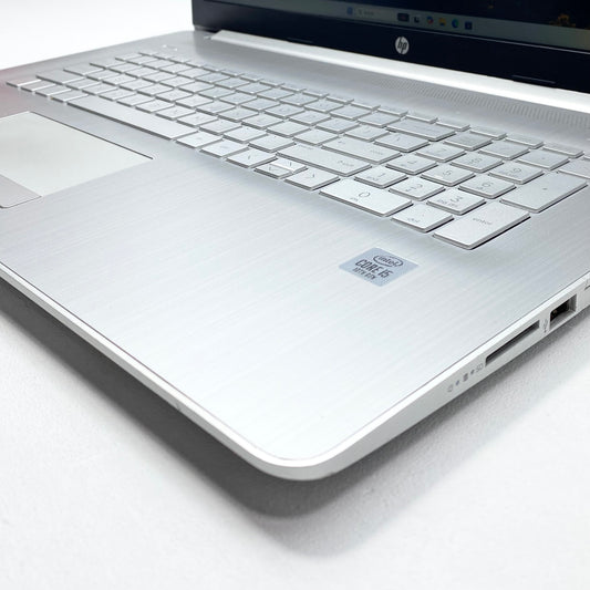 Laptop HP 17-by3053cl 17.3" i5-1035G1 16GB 500GB SSD WINDOWS 11 PRO c/ cargador