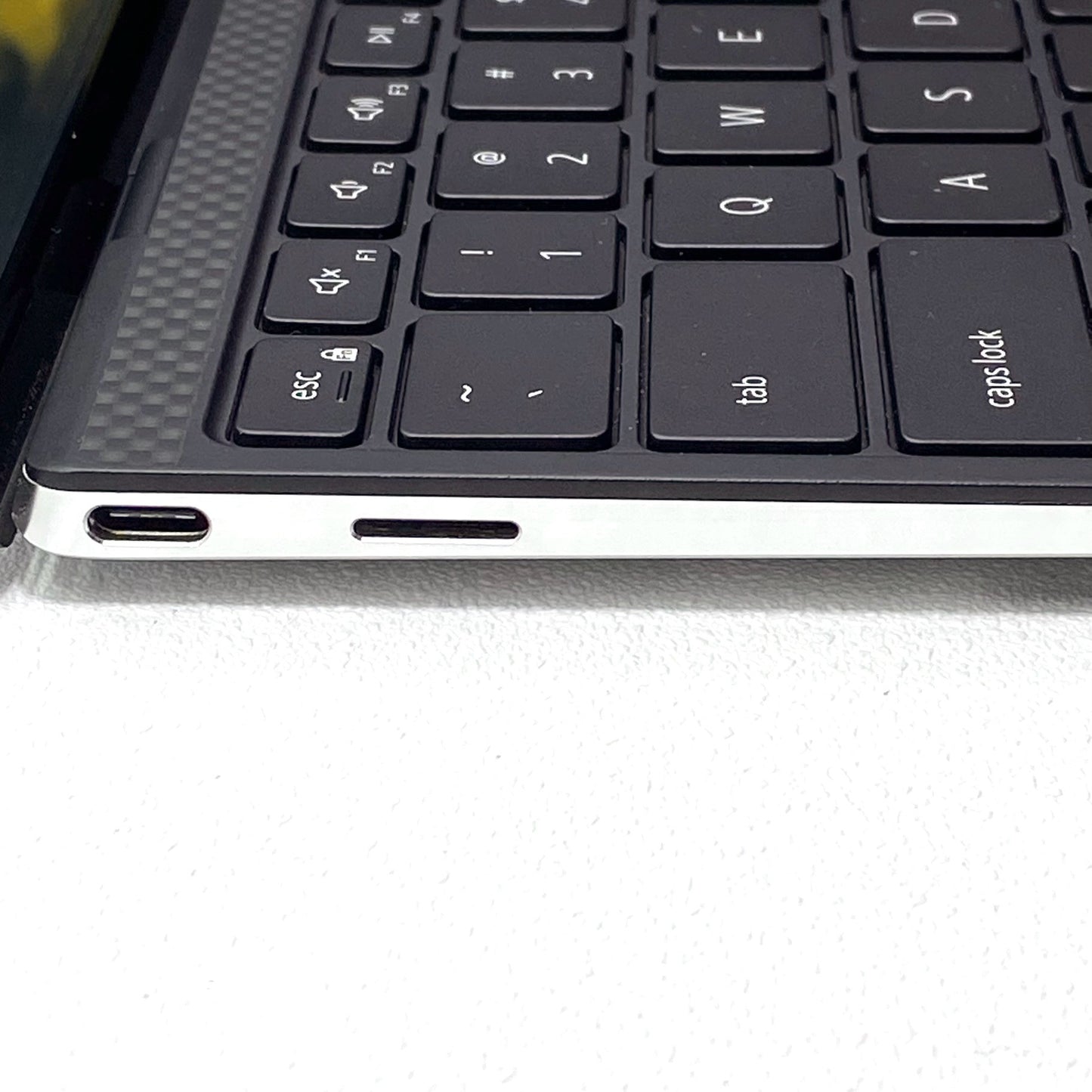 Laptop Dell XPS 13 9300 13" Touch i7-1065G7 8GB RAM 256GB SSD WINDOWS 11 PRO c/ cargador