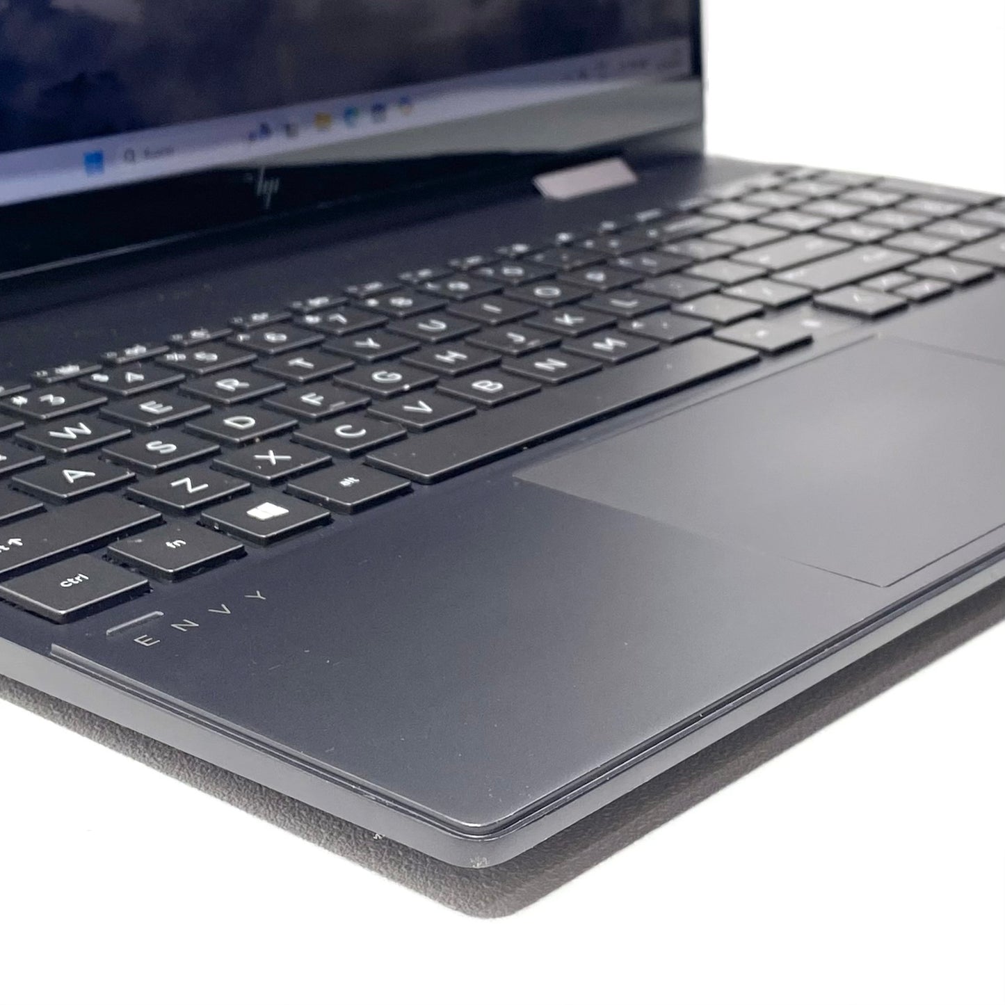 Laptop HP Envy x360 15M-EE0XXX 15.6" Táctil Ryzen 5 4500U 16GB 256GB SSD WINDOWS 11 HOME c/ cargador
