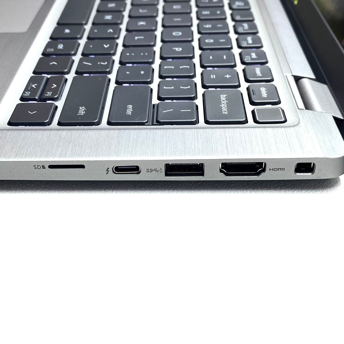 Laptop Dell Latitude 7420 14" 4K i7-1165G7 16GB DDR4 512GB SSD WINDOWS 11 PRO c/ cargador original