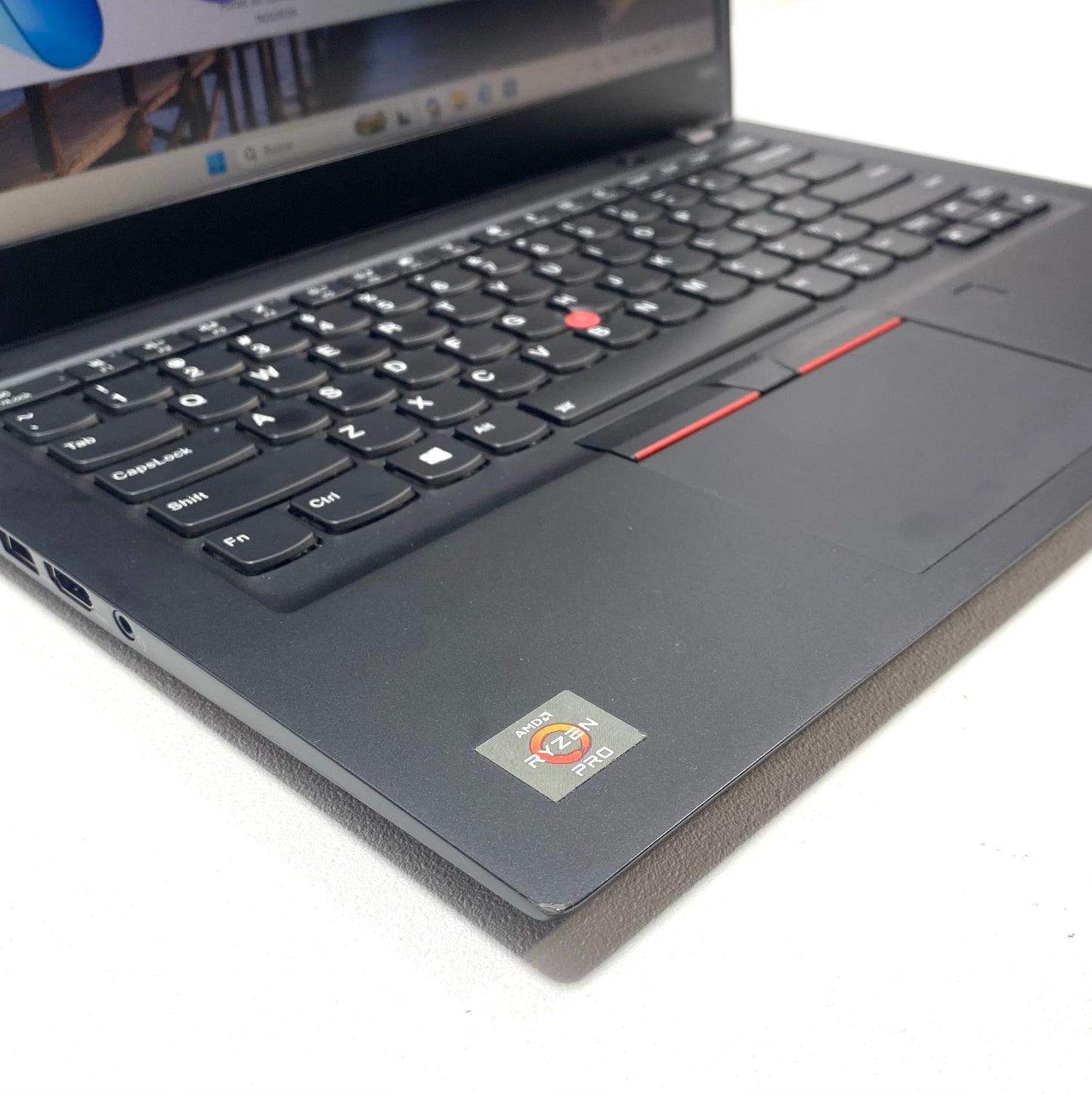 Laptop Lenovo ThinkPad T495s 14" FHD Ryzen 7 Pro 16GB 512GB SSD WINDOWS 11 PRO c/ cargador
