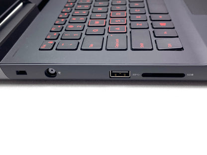 Laptop Dell Inspiron 15 7000 15.6" 1920x1080 (FHD) Core i5-7300HQ 16GB RAM DDR4 256GB M.2 SSD + 1TB HDD WINDOWS 11 HOME c/ cargador