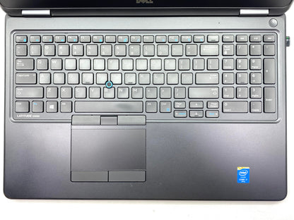 Laptop Dell Latitude E5550 15.6" 1366x768 (HD) Core i7-5600U 16GB RAM DDR3L 256GB SSD WINDOWS 11 PRO c/ cargador