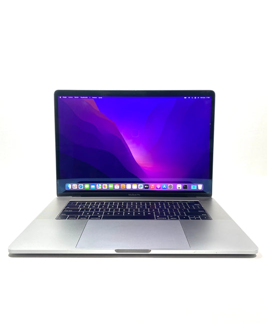 Laptop Apple MacBook Pro 2017 15.4" Retina i7-7700HQ 16GB 512GB SSD macOS VENTURA c/ cargador
