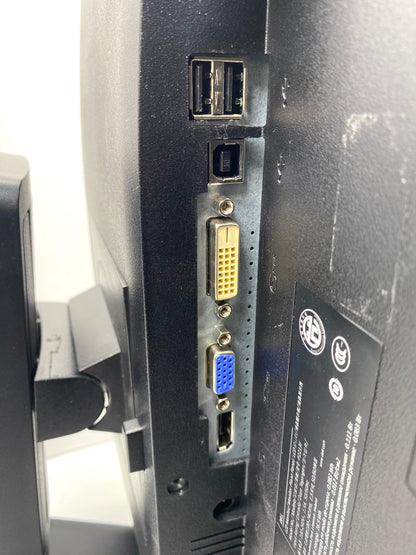 Monitor Dell P2213F 22" (1680×1050) 60Hz VGA DVI DP c/ Base Giratoria y Removible