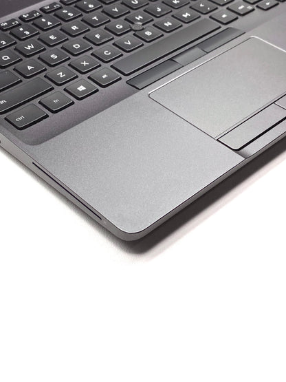 Laptop Dell Latitude 5501 15.6" 1920x1080 (FHD) Core i7-9850H 16GB RAM DDR4 512GB NVMe SSD WINDOWS 11 PRO c/ cargador