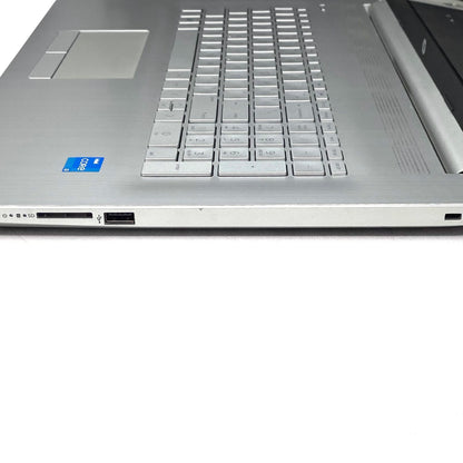 Laptop HP 17-BY4025nr 17.3" HD+ Core i3-1115G4 16GB RAM DDR4 256GB NVMe SSD c/ cargador