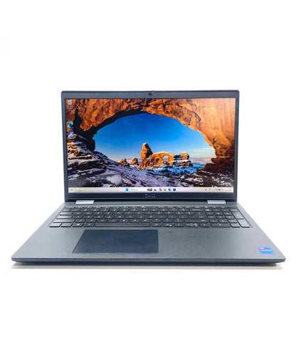 Laptop Dell Latitude 3520 15.6" FHD i7-1165G7 16GB DDR4 1TB SSD WINDOWS 11 Pro c/ cargador