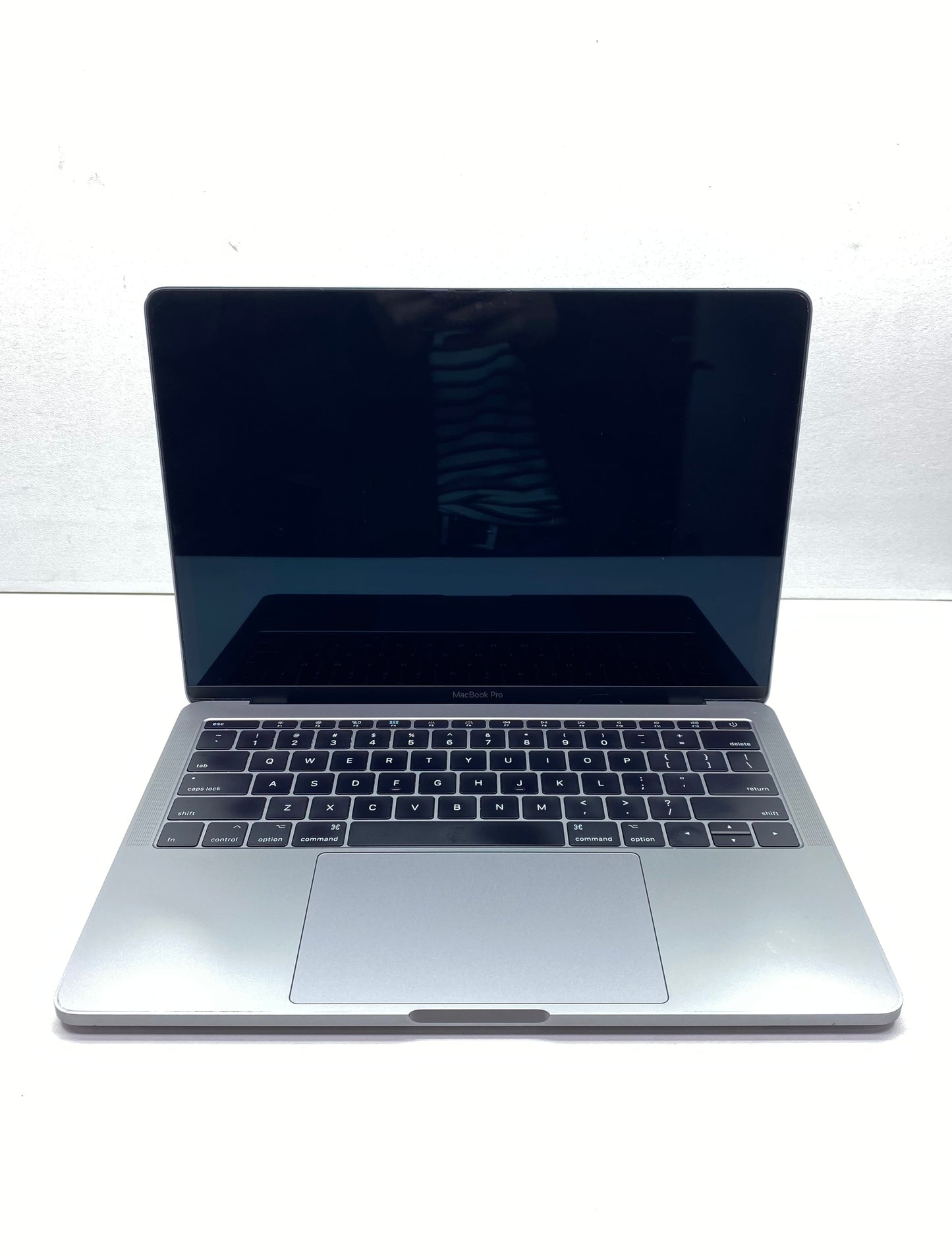 MacBook Pro 13" 2017 Apple PARTES O REPARAR
