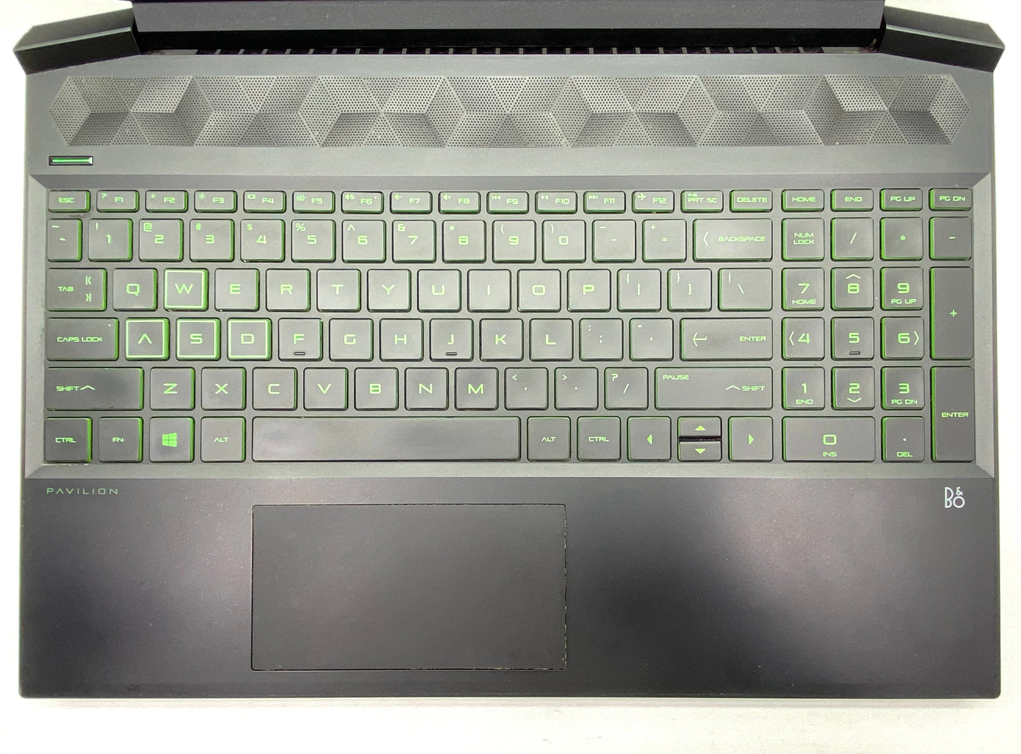 Laptop HP Pavilion 15-ec0751ms 15.6" (FHD) Ryzen 5 3550H 16GB RAM 512GB SSD + 1TB HDD c/ cargador