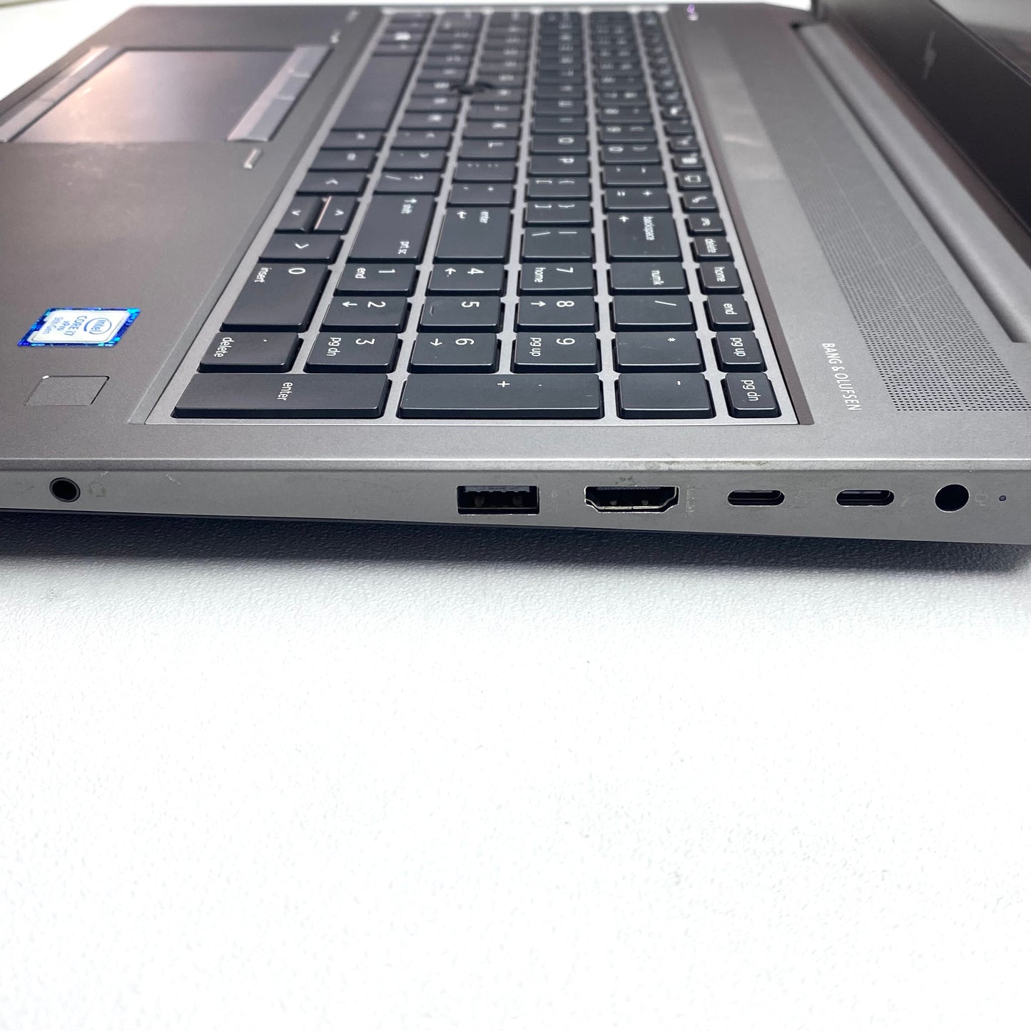 Laptop HP ZBook 15 G6 15.6" FHD i7-9850H 32GB DDR4 512GB SSD + 1TB T1000 WINDOWS 11 PRO c/ cargador