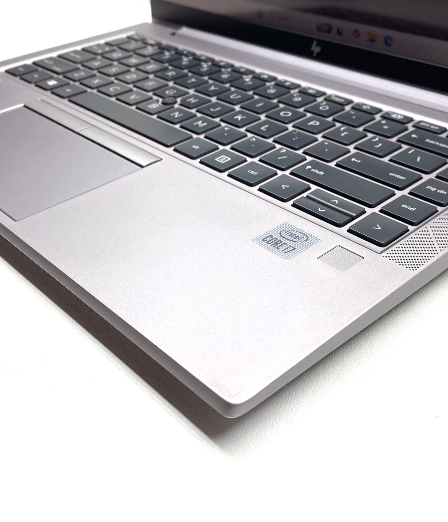 Laptop HP Zbook Firefly G7 14" 14" 1920x1080 (FHD) Core i7-10510U 16GB RAM DDR4 256GB NVMe SSD WINDOWS 11 PRO c/ cargador