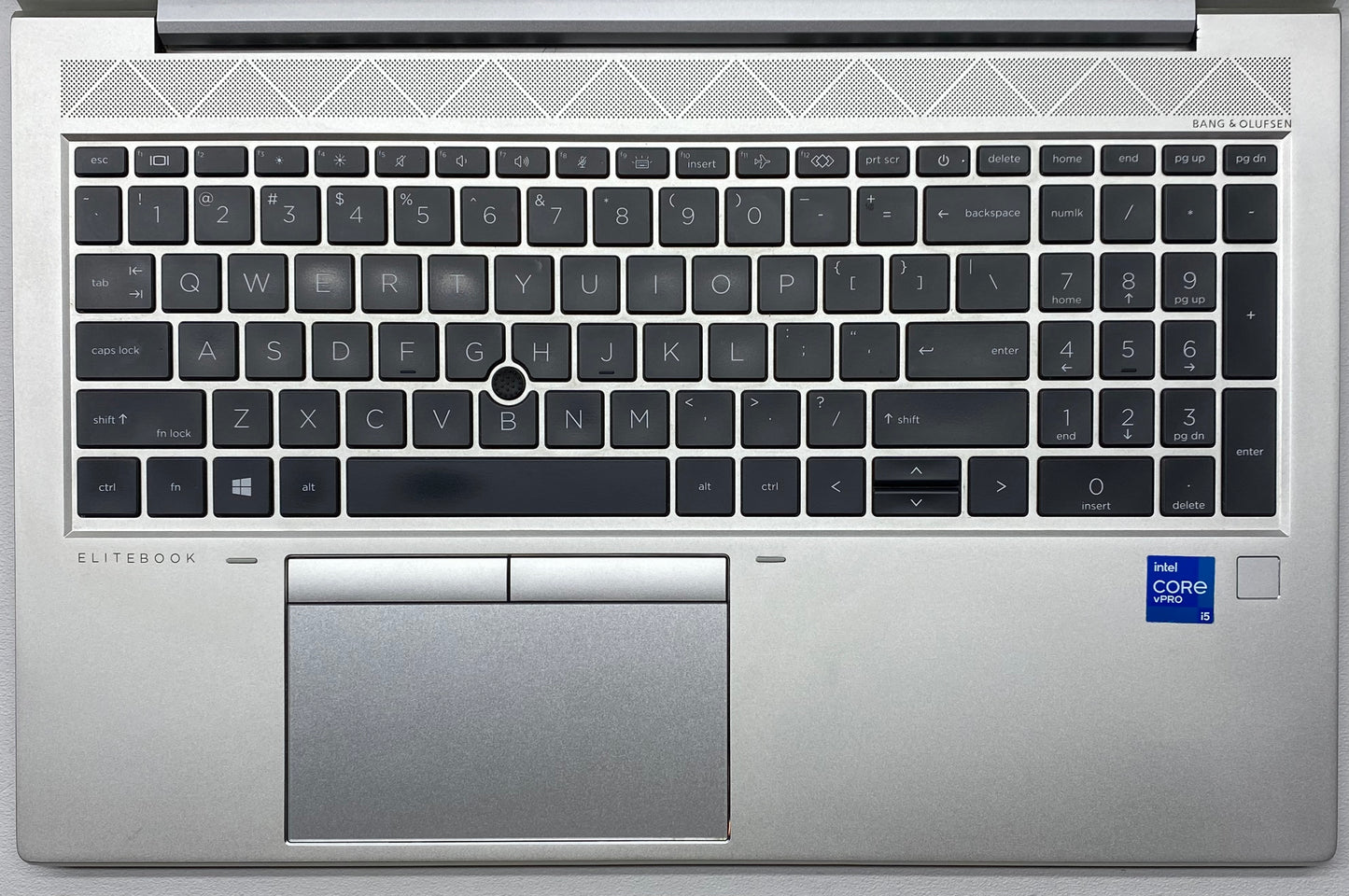 Laptop HP EliteBook 850 G8 15.6" FHD i5-1145G7 16GB 256GB SSD WINDOWS 11 PRO c/ cargador