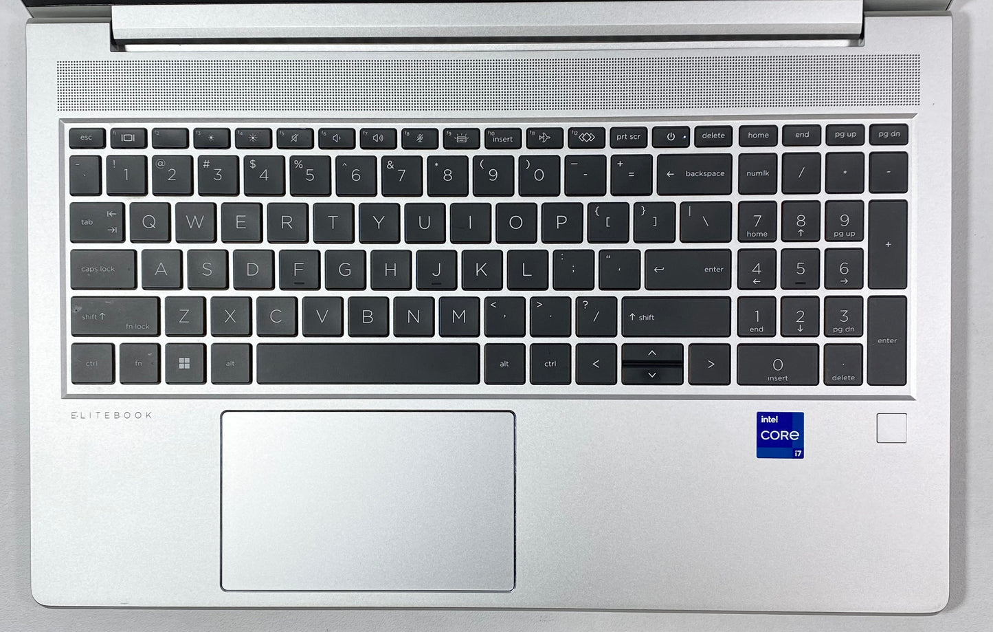 Laptop HP EliteBook 650 G10 15.6" Touch i7-1355U 32GB 256GB SSD W11 Pro c/ cargador