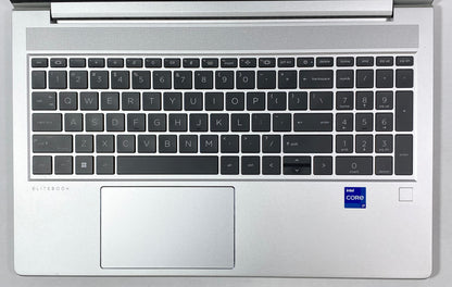 Laptop HP EliteBook 650 G10 15.6" Touch i7-1355U 32GB 256GB SSD W11 Pro c/ cargador