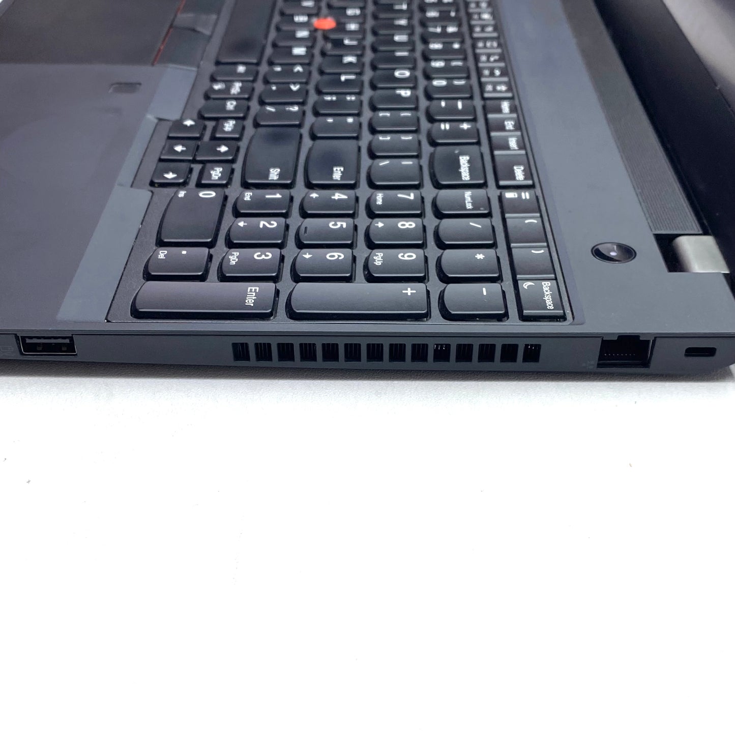 Laptop Lenovo ThinkPad T15 15.6" 1920x1080 (FHD) Core i7-10610U 16GB RAM DDR4 256GB SSD WINDOWS 11 PRO c/ cargador