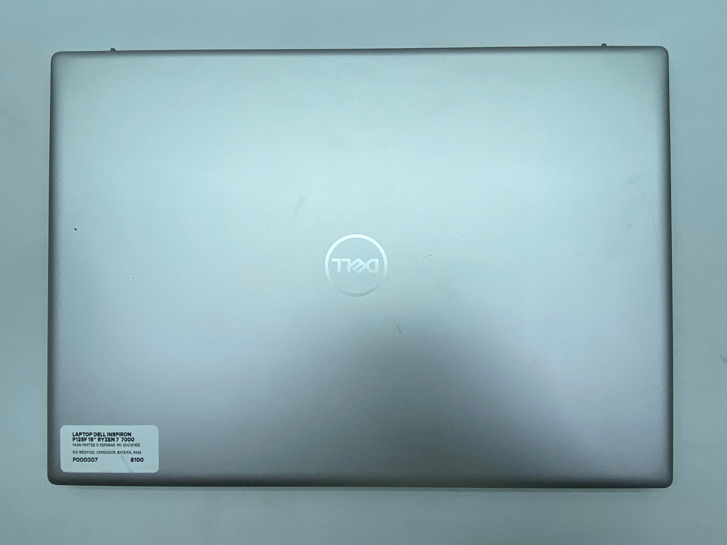 Laptop Dell Inspiron P125F 16" Ryzen 7 7000 PARTES O REPARAR