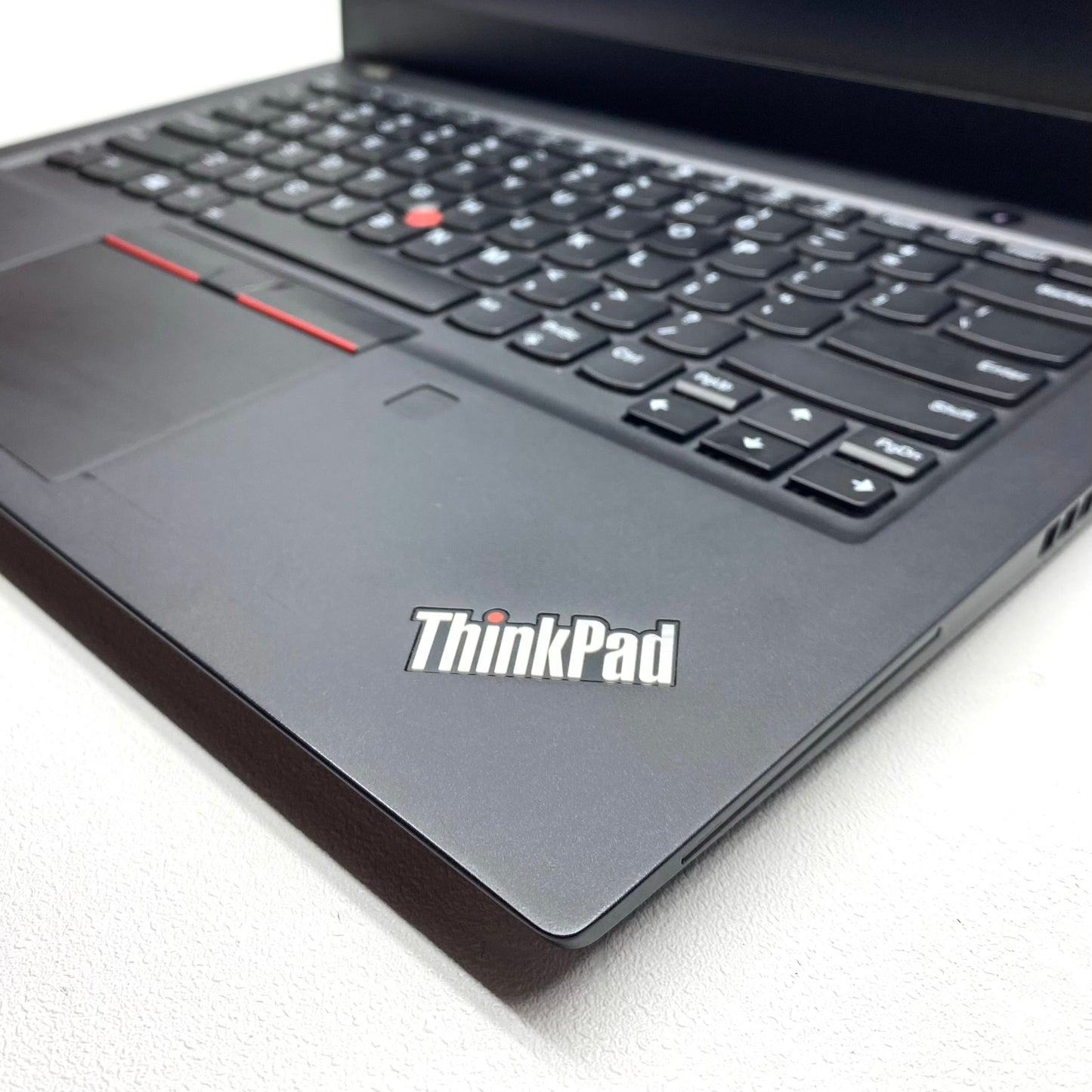 Laptop Lenovo ThinkPad T495s 14" Touch Ryzen 7 Pro 16GB 256GB SSD WINDOWS 11 PRO c/ cargador