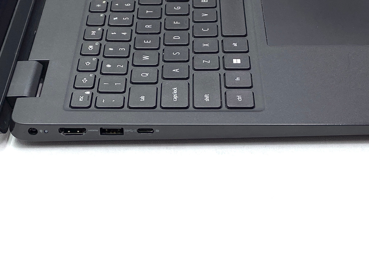 Laptop Dell Latitude 3520 15.6" 1920x1080 (FHD) Core i5-1135G7 16GB RAM DDR4 512GB NVMe SSD WINDOWS 11 PRO c/ cargador