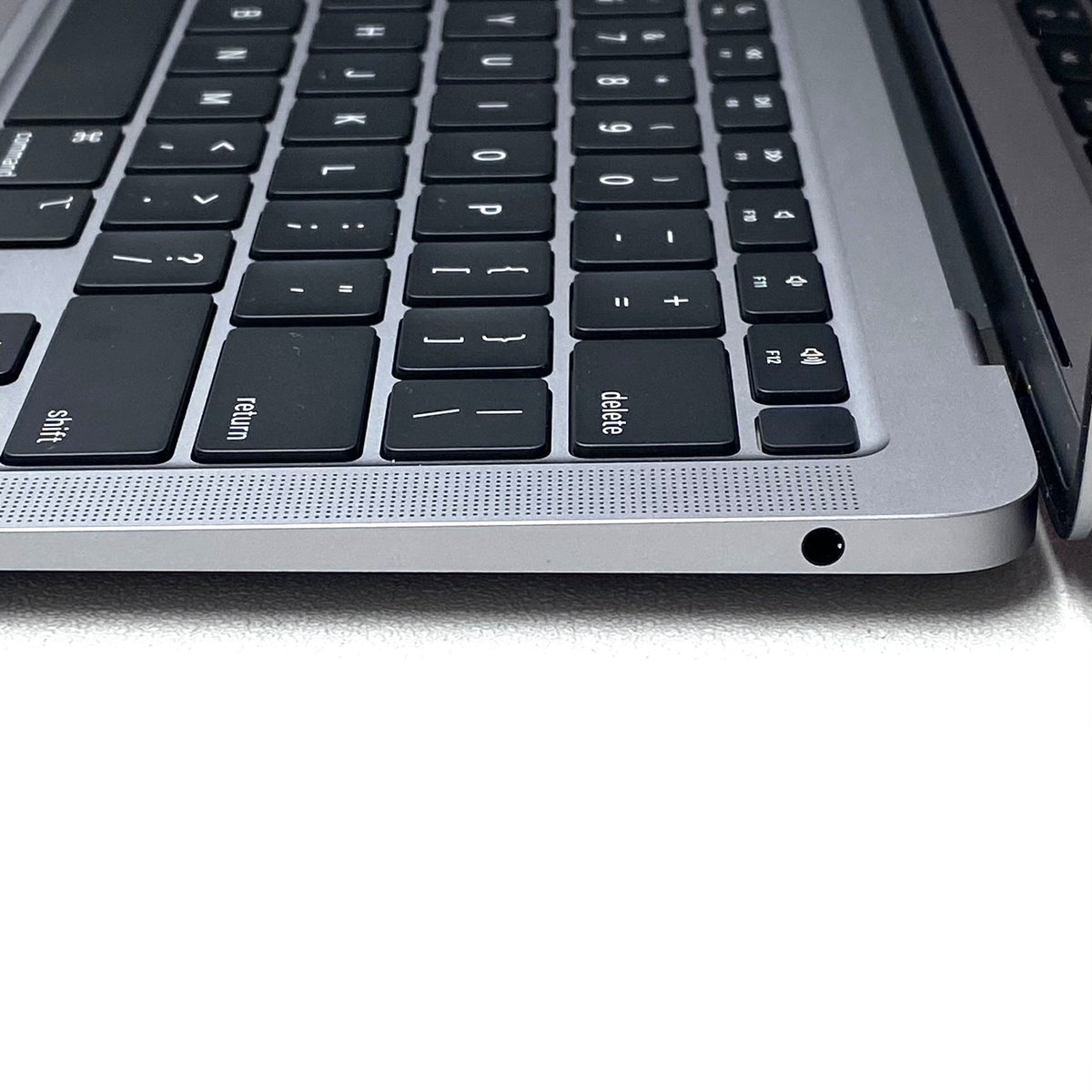 Laptop Apple MacBook Air 2020 13.3" 2.5K M1 16GB 256GB SSD macOS GOLDEN GATE c/ cargador