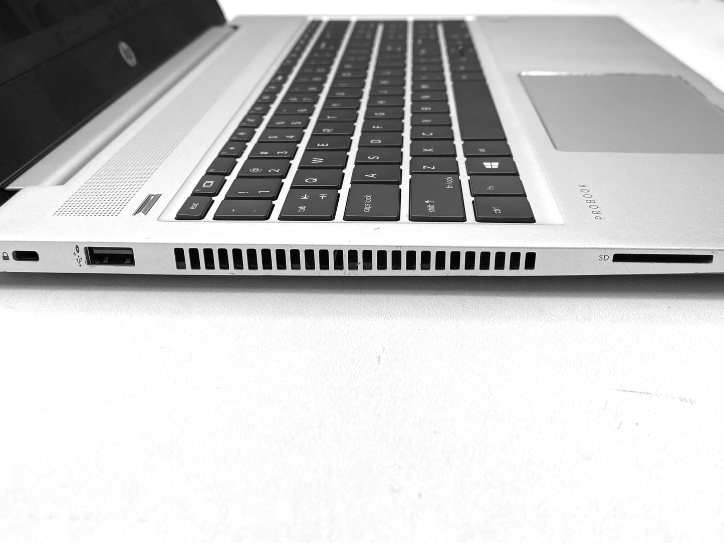 Laptop HP ProBook 450 G7 15.6" 1920x1080 (FHD) Core i7-10510U 16GB RAM DDR4 512GB NVMe SSD WINDOWS 11 PRO c/ cargador