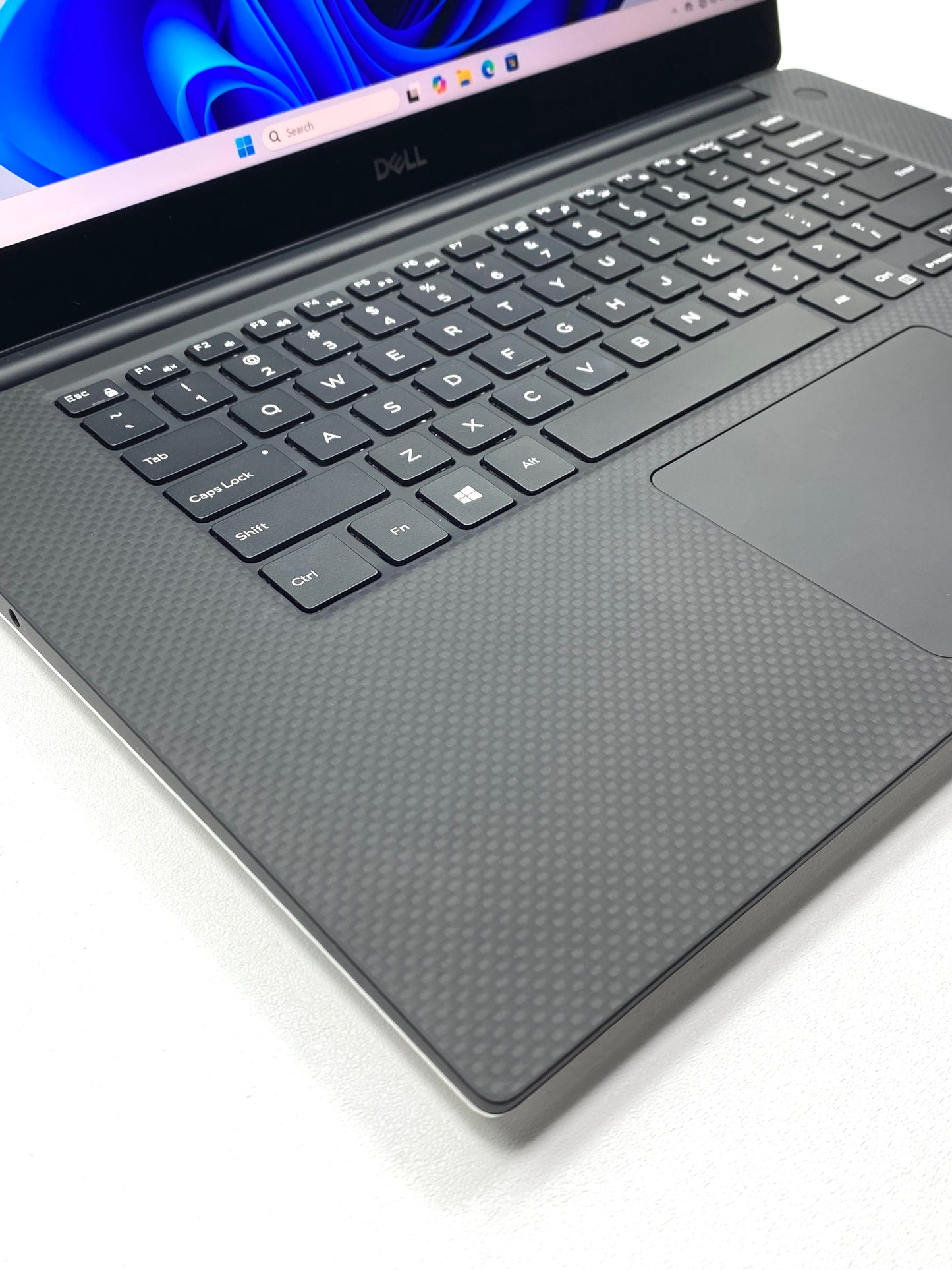 Laptop Dell XPS 15 7590 15.6" 3840x2160 (4K) Core i7-9750H 16GB RAM DDR4 512GB NVMe SSD WINDOWS 11 PRO c/ cargador