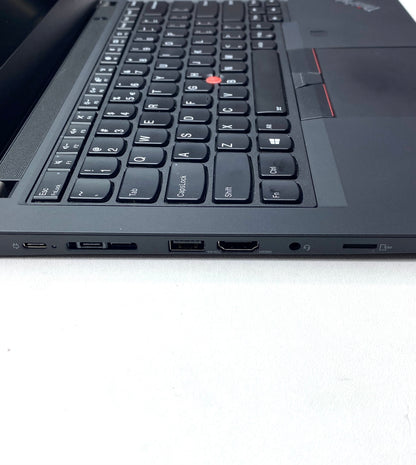 Laptop Lenovo ThinkPad T495 14" 1920x1080 (FHD) Ryzen 5 Pro 3500U 16GB DDR4 256GB SSD WINDOWS 11 HOME c/ cargador