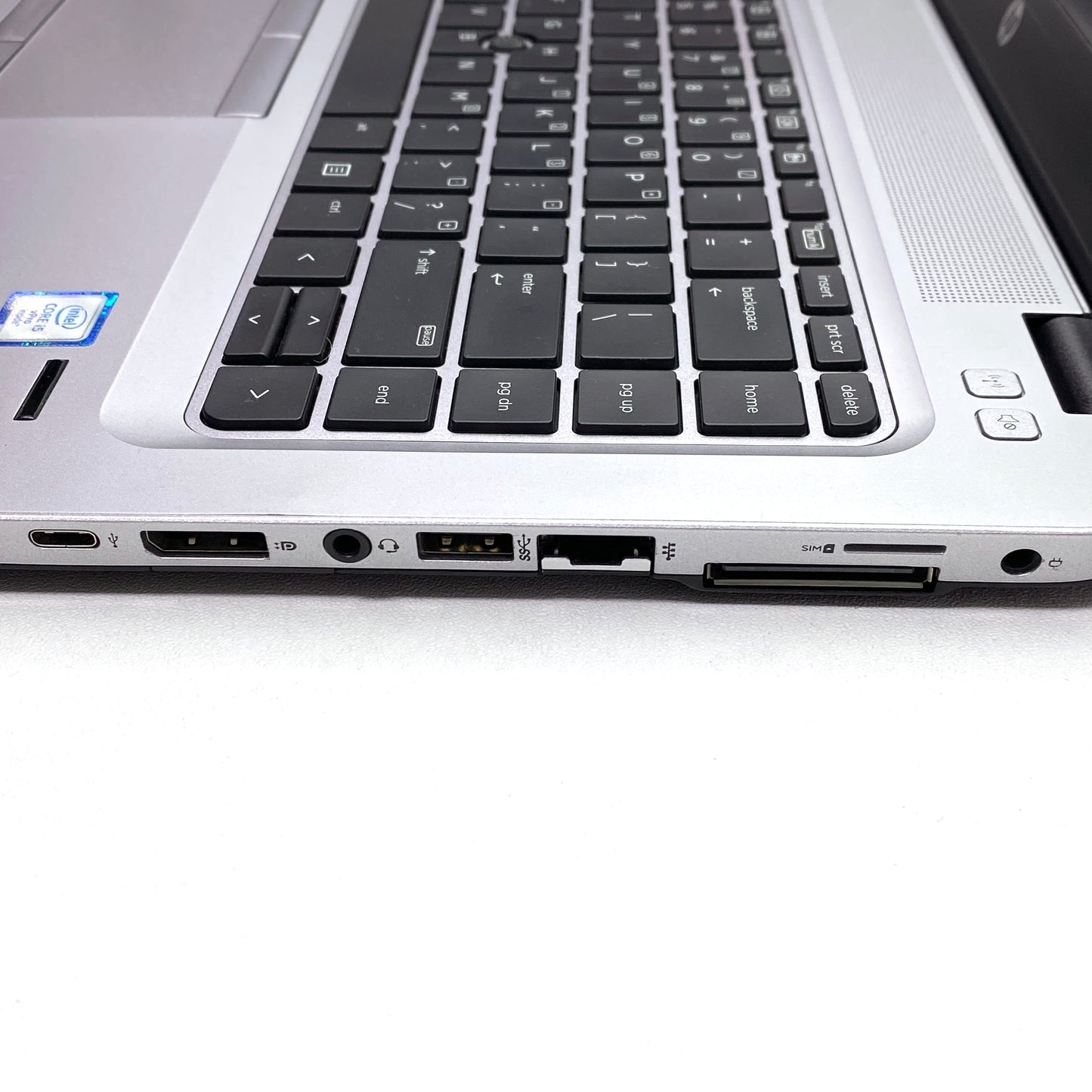 Laptop HP EliteBook 840 G3 14" 1920x1080 (FHD) Core i5-6300U 8GB RAM DDR4 128GB M.2 SSD + 500GB HDD WINDOWS 11 PRO c/ cargador