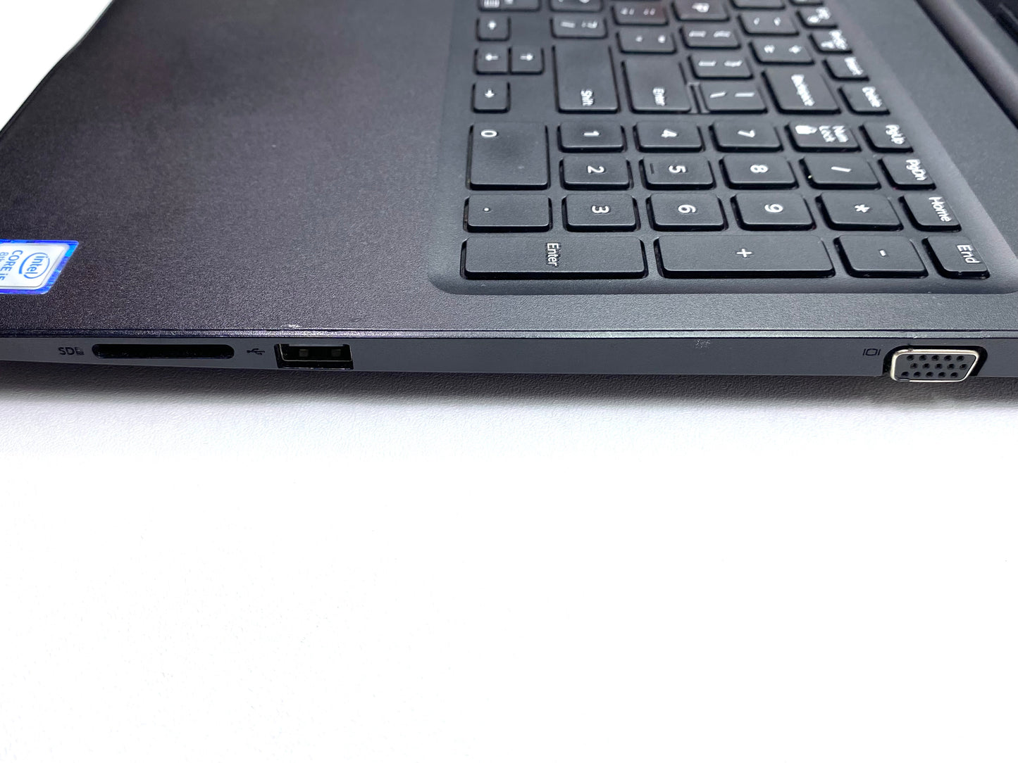 Laptop Dell Latitude 3590 15.6" 1920x1080 (FHD) Core i5-8250U 16GB RAM DDR4 256GB NVMe SSD + 500GB HDD WINDOWS 11 PRO c/ cargador