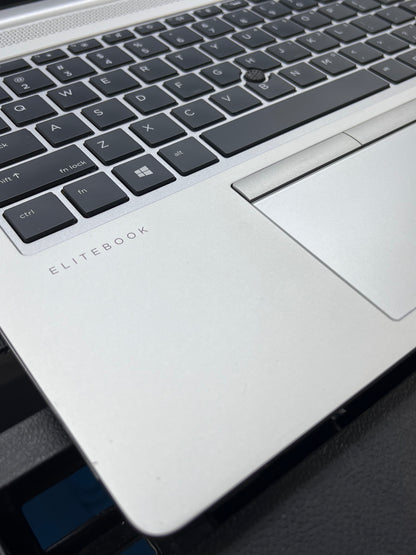 HP EliteBook 840 G5 14" 1920x1080 (FHD) Core i5-8350U 16GB RAM DDR4 256GB M.2 SSD WINDOWS 11 PRO