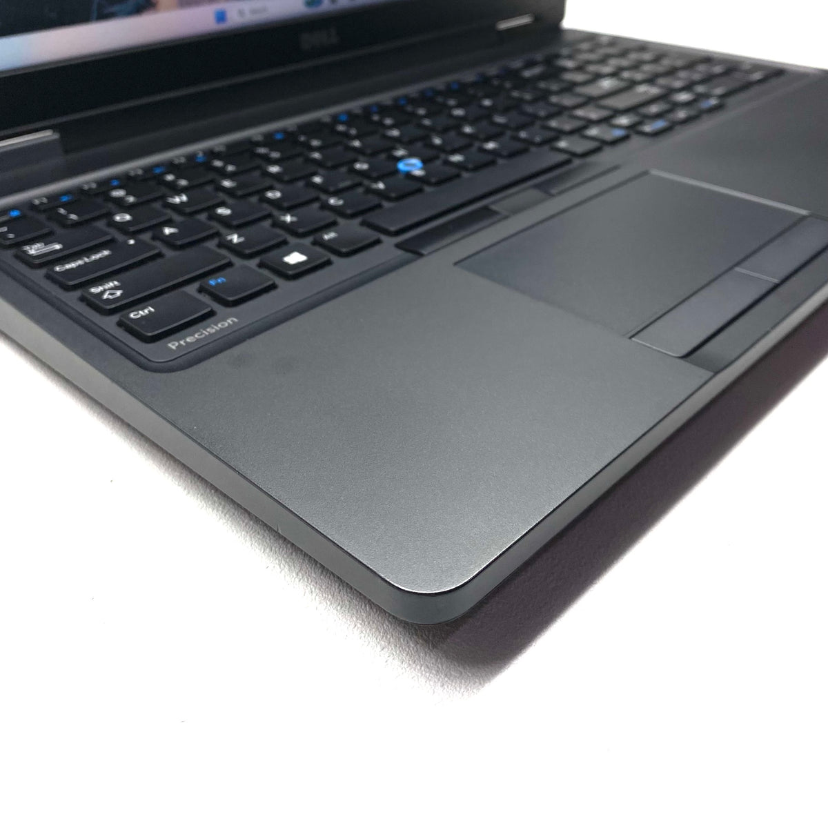 Laptop Dell Precision 3520 15.6" FHD i7-6820HQ 12GB RAM 128GB SSD WINDOWS 11 PRO c/ cargador