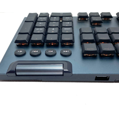 Teclado Gamer RGB Mecánico Logitech G815 Y-U0035