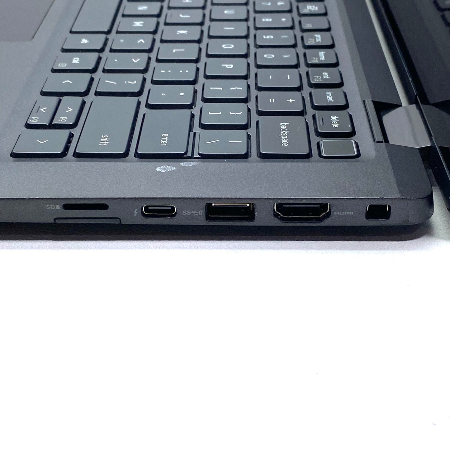 Laptop Dell Latitude 7420 14" 1920x1080 (FHD) Core i5-1145G7 16GB RAM DDR4 256GB NVMe SSD WINDOWS 11 HOME c/ cargador
