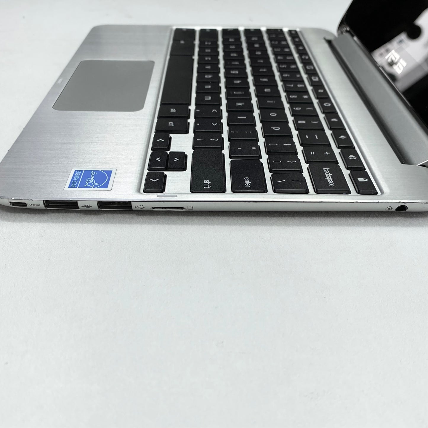 Laptop Asus Chromebook C100P 10.1" IPS 4GB 16GB SSD ChromeOS c/ cargador