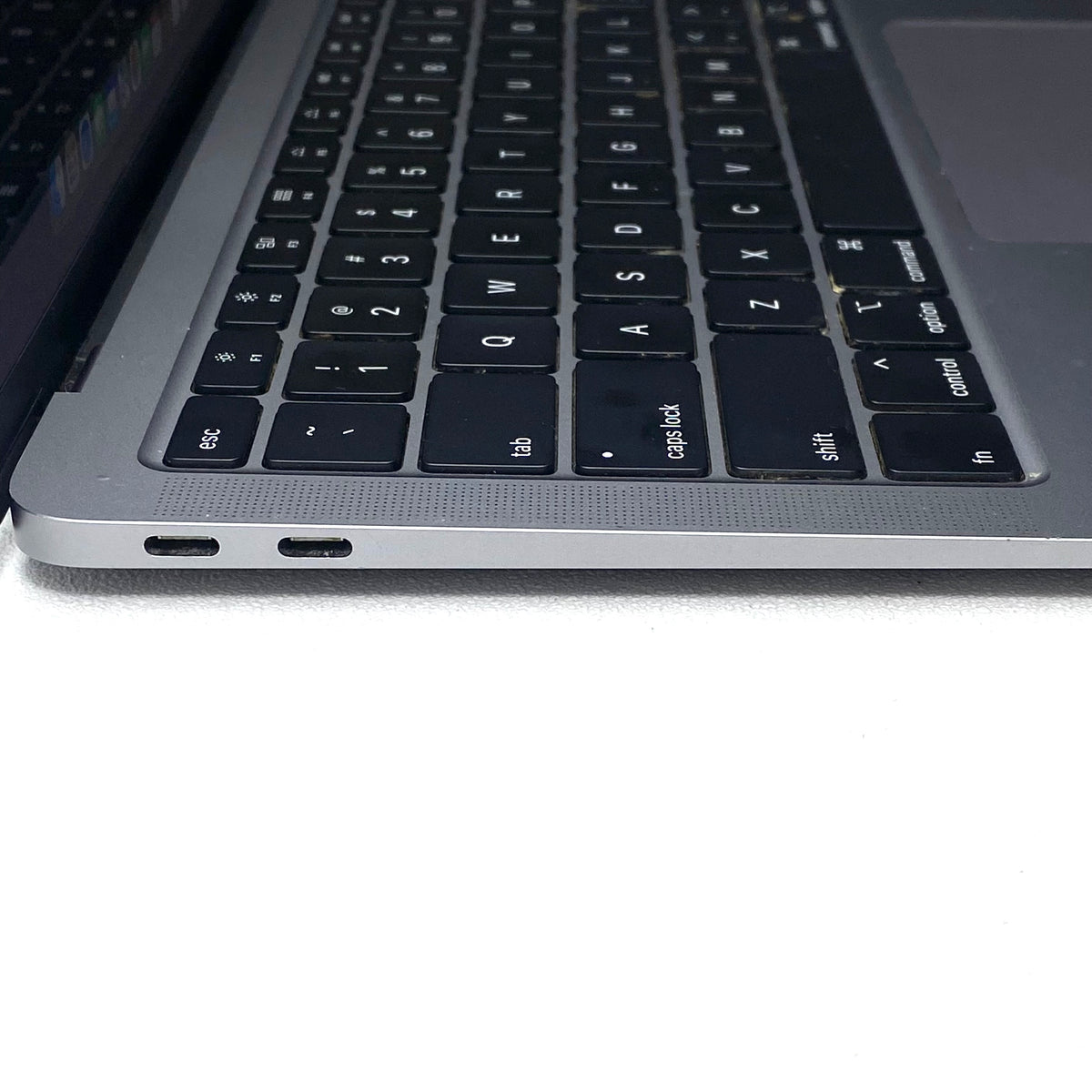 Laptop Apple MacBook Air 2020 A2179 13.3" Retina 2.5K Core i3-1000NG4 8GB RAM 128GB SSD c/ cargador