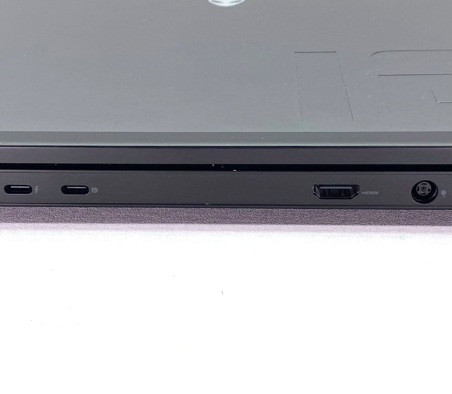 Laptop Alienware M16 R2 16" WQXGA Ultra 7-155H 16GB DDR5 1TB SSD RTX 4070 WINDOWS 11 c/ cargador