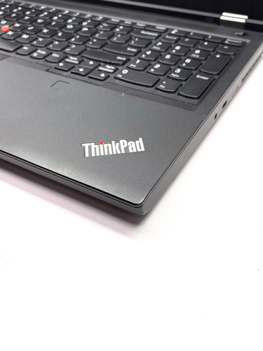 Laptop Lenovo ThinkPad P53 15.6" 1920x1080 (FHD) Core i7-9750H 32GB RAM DDR4 512GB NVMe SSD WINDOWS 11 PRO c/ cargador