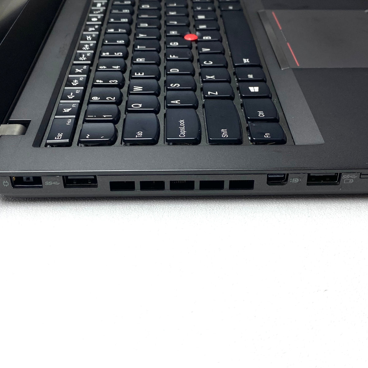 Laptop Lenovo ThinkPad T440s 14" HD+ Core i5-4300U 12GB RAM DDR3 128GB SSD c/ Cargador Original