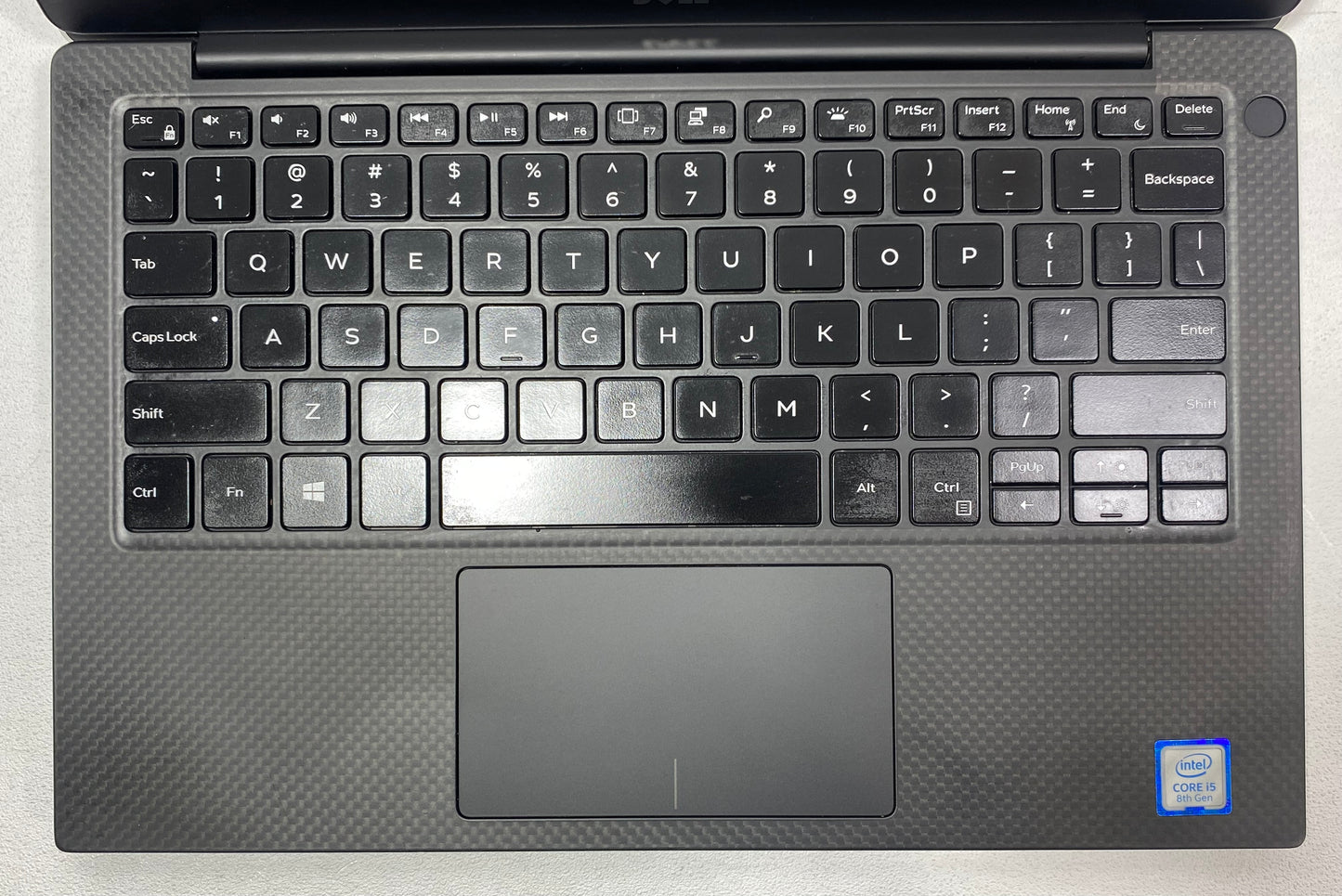 Laptop Dell XPS 13 9380 13.3" FHD i5-8265U 8GB DDR4 256GB SSD WINDOWS 11 HOME c/ cargador