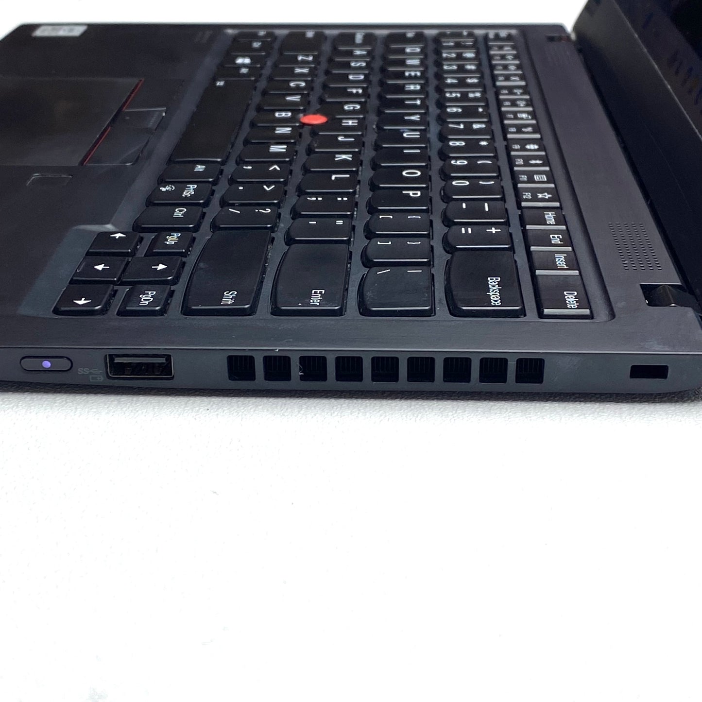 Laptop Lenovo ThinkPad X1 Carbon 7th Gen 14" FHD i7-10510U 16GB 512GB SSD WINDOWS 11 PRO c/ cargador