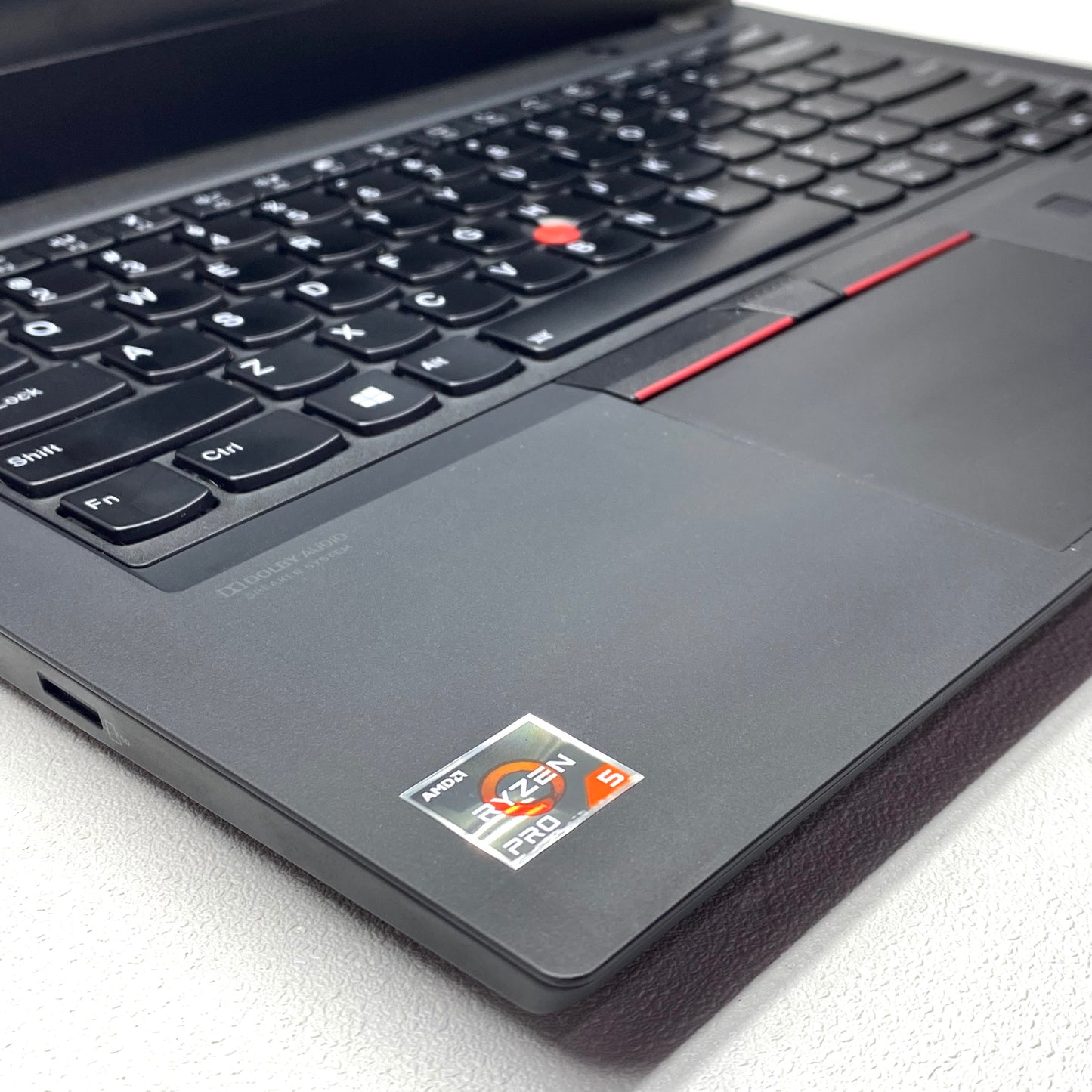 Laptop Lenovo ThinkPad T14 Gen 1 14" FHD Ryzen 5 Pro 16GB 512GB SSD WINDOWS 11 PRO c/ cargador