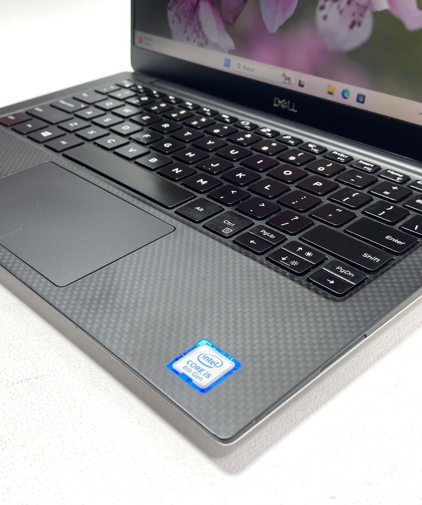 Laptop Dell XPS 13 9380 13.3" FHD i5-8265U 8GB DDR4 256GB SSD WINDOWS 11 HOME c/ cargador