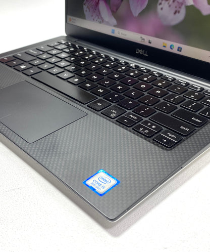 Laptop Dell XPS 13 9380 13.3" FHD i5-8265U 8GB DDR4 256GB SSD WINDOWS 11 HOME c/ cargador
