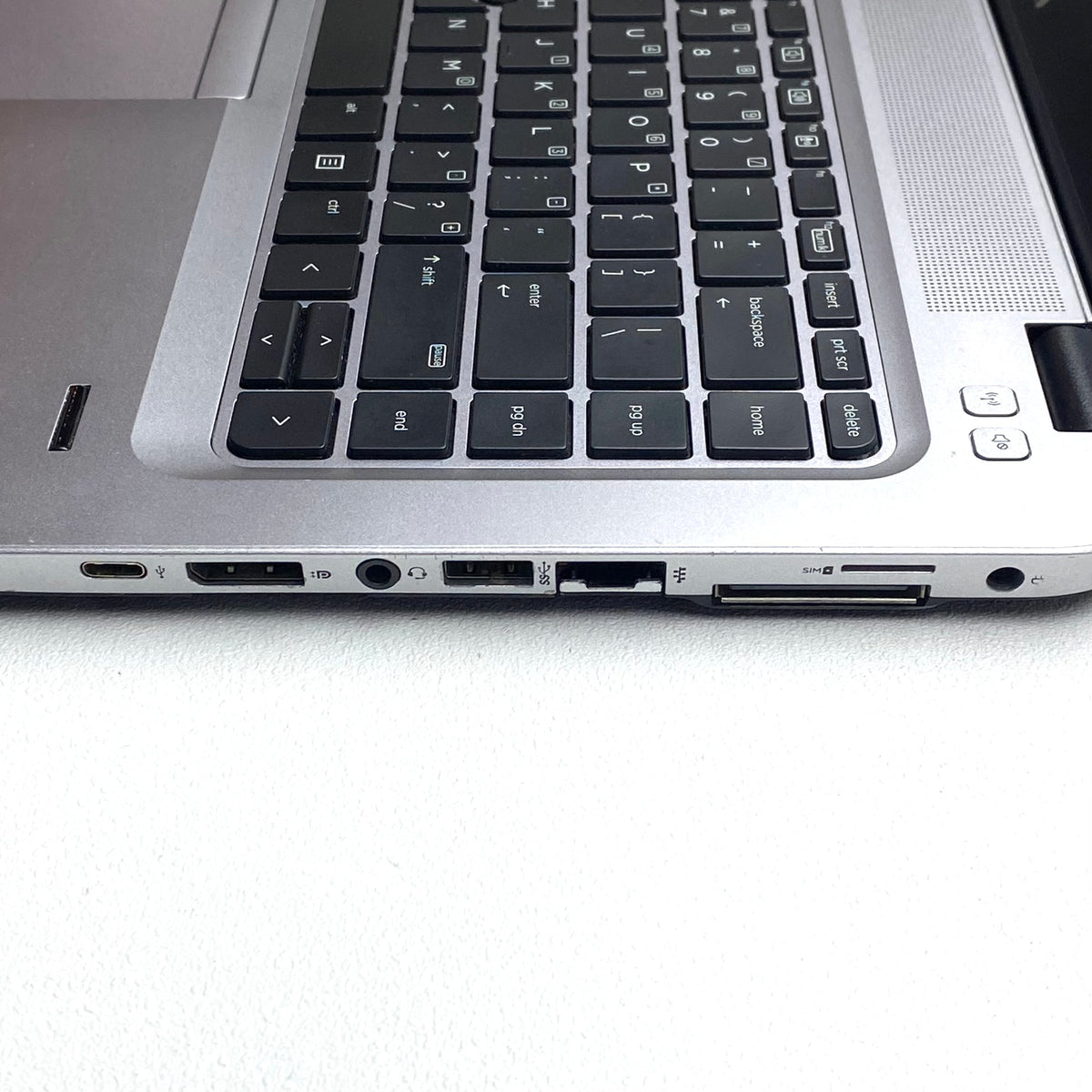 Laptop HP EliteBook 840 G3 14" FHD i5-6200U 16GB 128GB SSD + 500GB WINDOWS 11 PRO c/ cargador