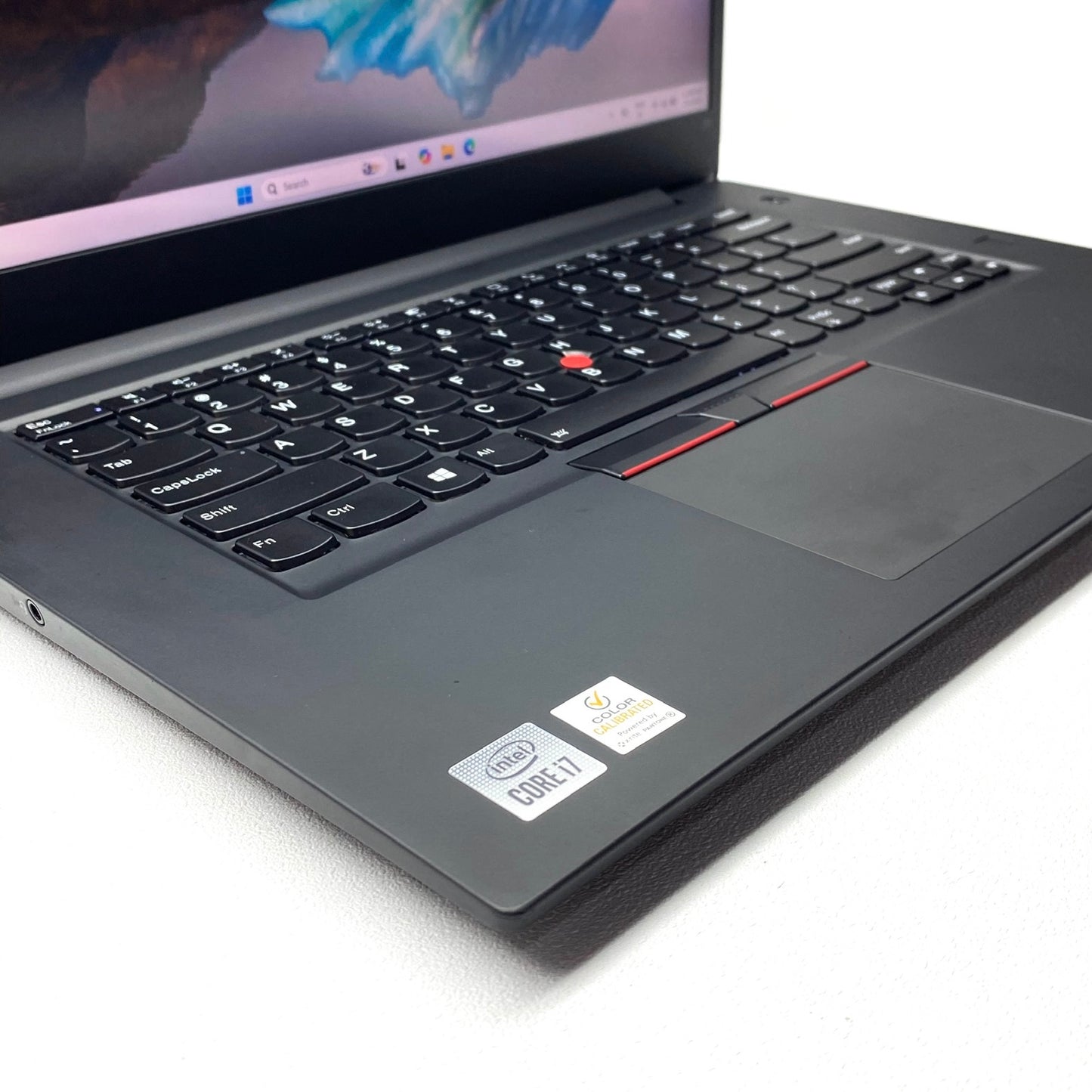 Laptop Lenovo ThinkPad P1 Gen 3 15.6" i7-10750H 32GB RAM 1TB SSD Quadro T2000 WINDOWS 11 PRO c/ cargador