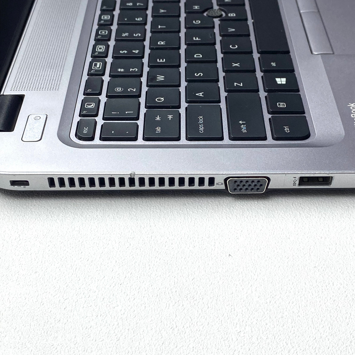 Laptop HP EliteBook 840 G3 14" FHD i5-6200U 16GB 128GB SSD + 500GB WINDOWS 11 PRO c/ cargador