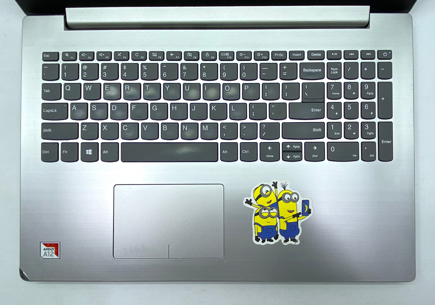 Laptop Lenovo IdeaPad 320-15ABR 15.6" 1366x768 (HD) A12-9720P 12GB RAM DDR4 120GB SSD WINDOWS 11 HOME c/ cargador