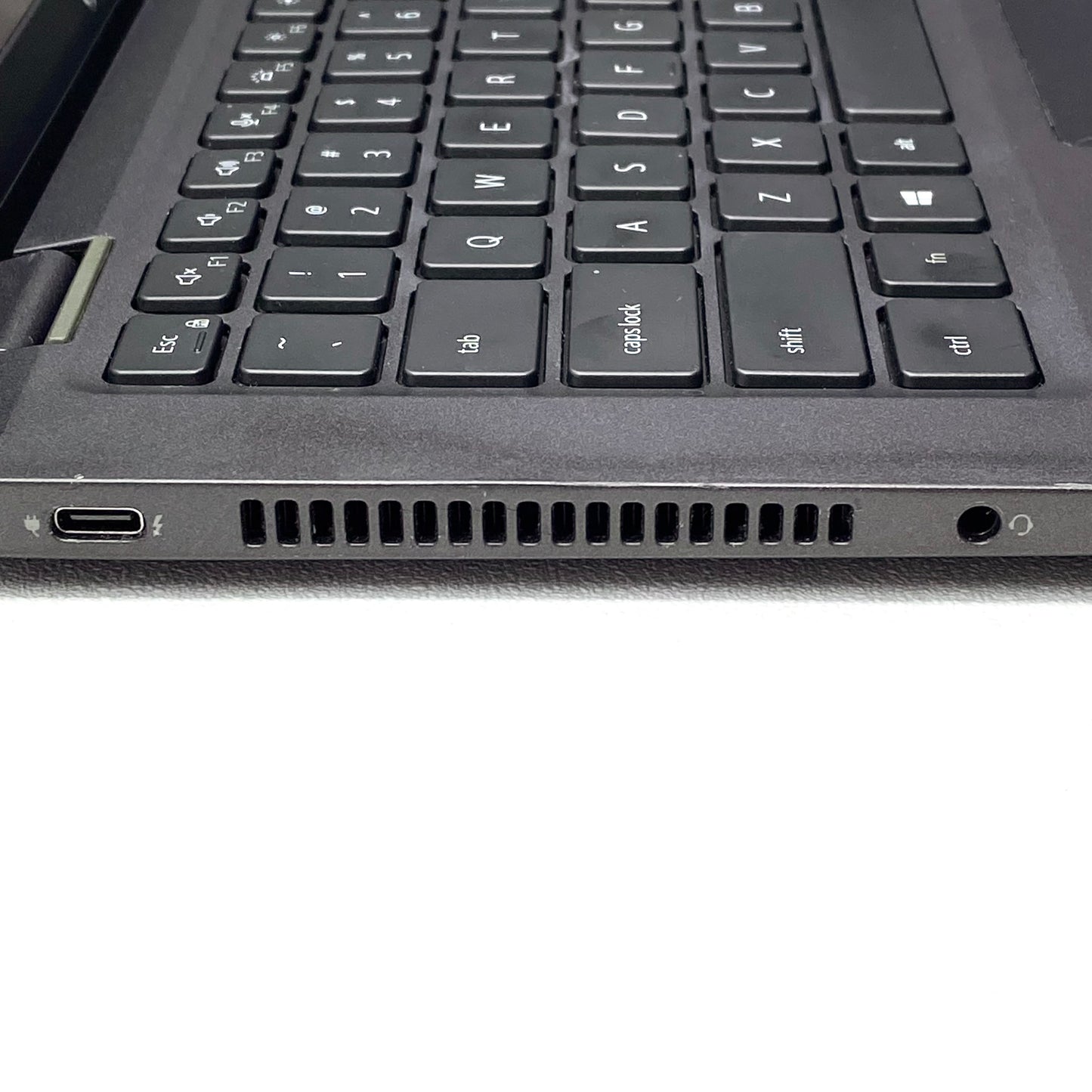 Laptop Dell Latitude 7420 14" Táctil i7-1185G7 16GB 256GB SSD WINDOWS 11 PRO c/ cargador