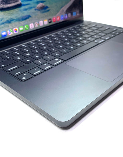 Laptop Apple MacBook Pro M4 14" Liquid Retina 16GB RAM 512GB SSD macOS TAHOE c/ cargador