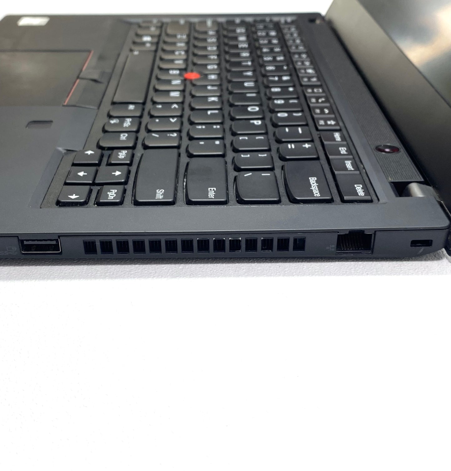 Laptop Lenovo ThinkPad T14 Gen 1 14" FHD i7-10510U 16GB 512GB SSD WINDOWS 11 PRO c/ cargador